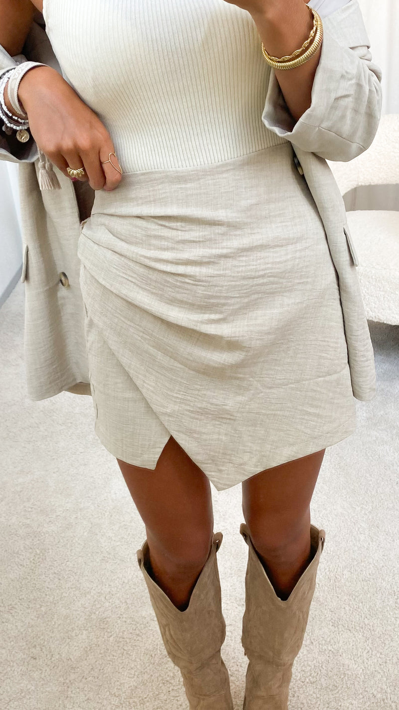 Jupe short beige "Gaius"
