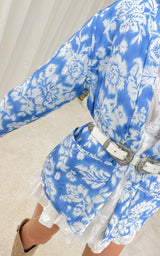 Veste fleurie bleue et blanche DOROTHEE