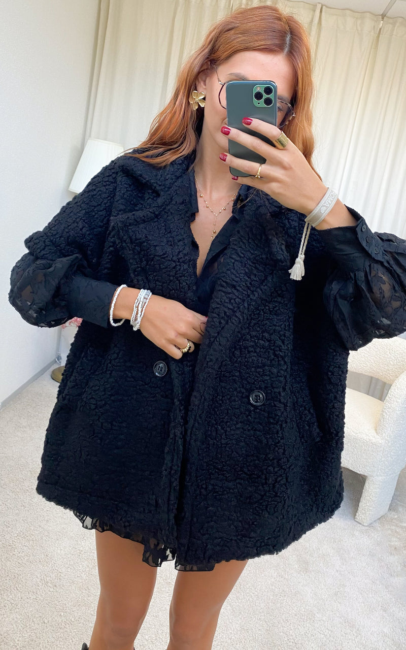Veste moumoute oversize sans manches noir MAENA