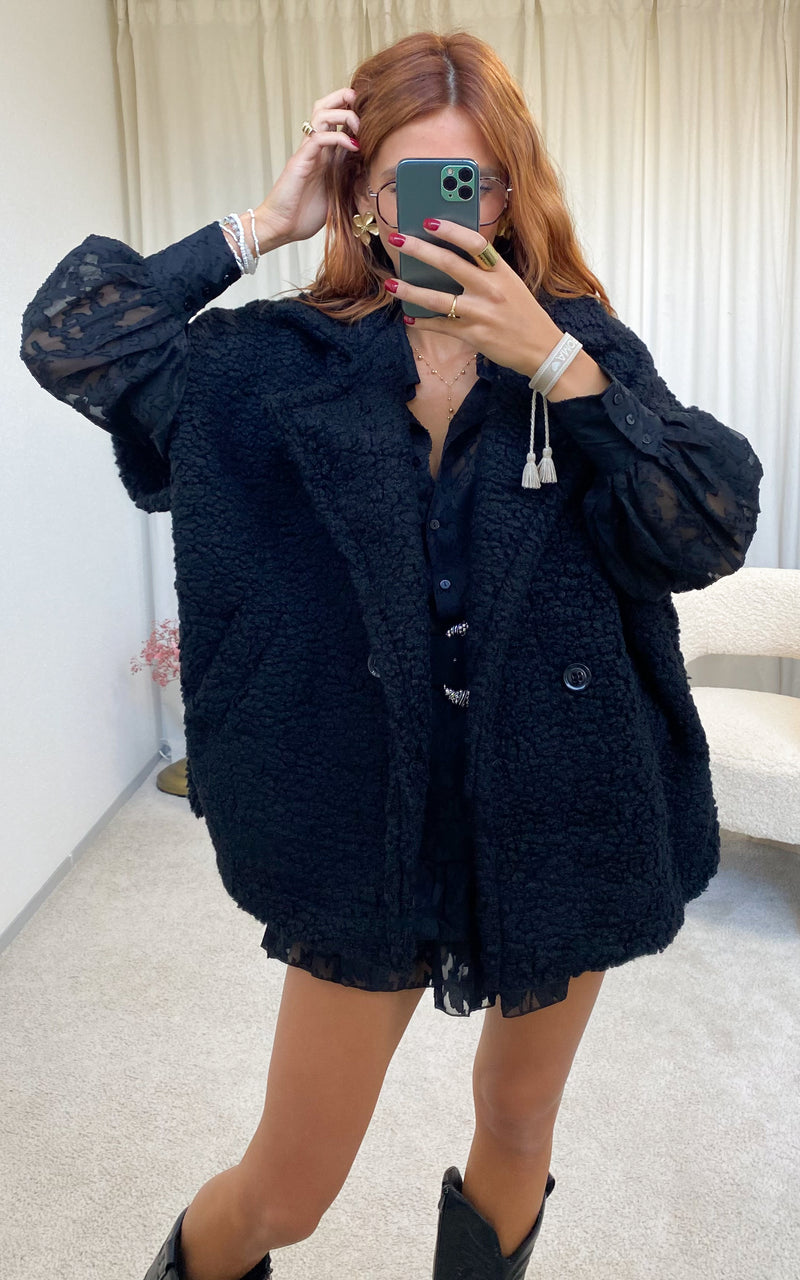 Veste moumoute oversize sans manches noir MAENA