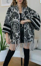 Poncho à motifs beige "Emiliana"